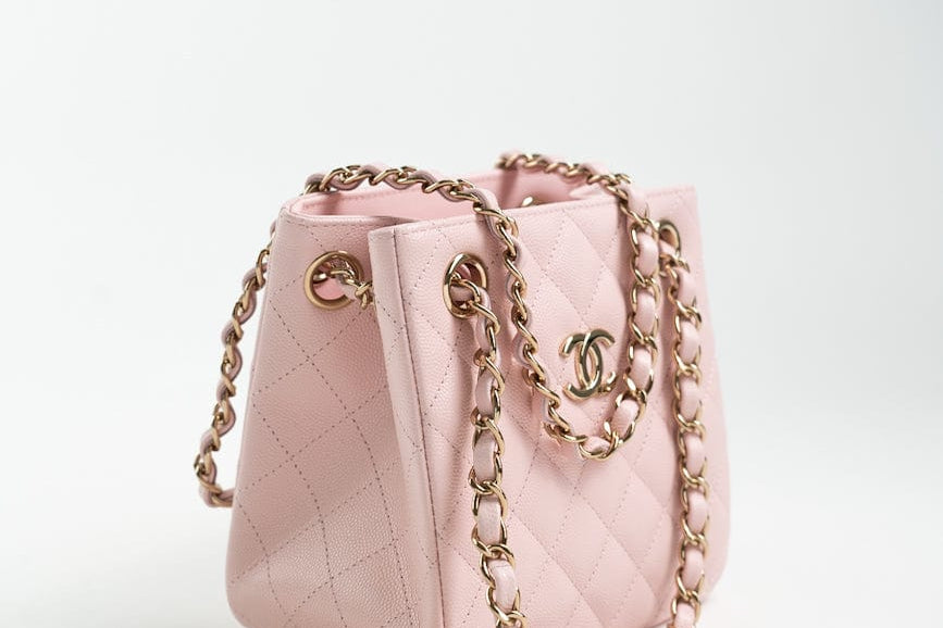 CHANEL Handbag 22S Light Pink Caviar Quilted Mini Bucket Bag LGHW -Knockoff
