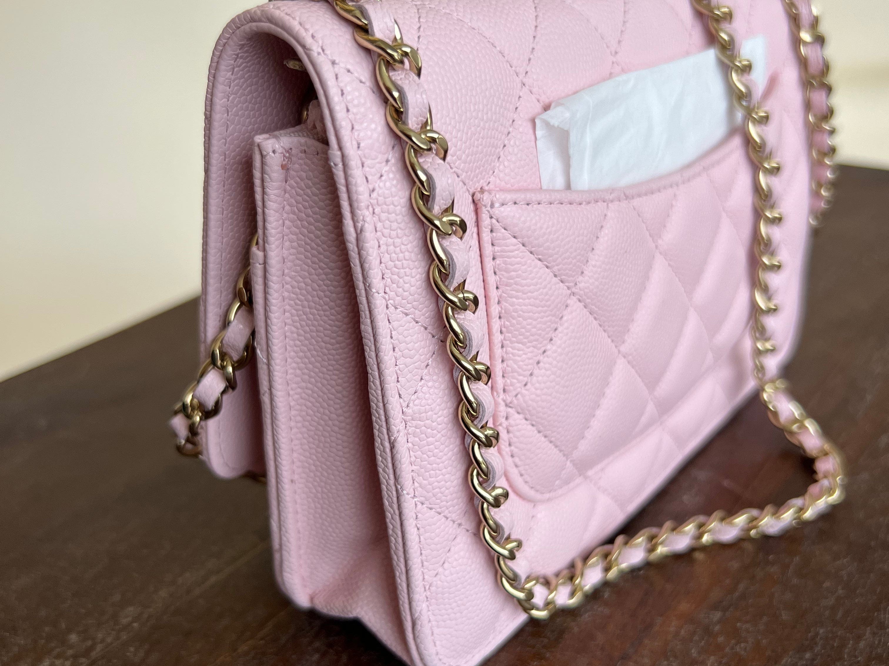 CHANEL Handbag 22S LIGHT PINK CAVIAR QUILTED WALLET ON CHAIN GHW (WOC) -Knockoff
