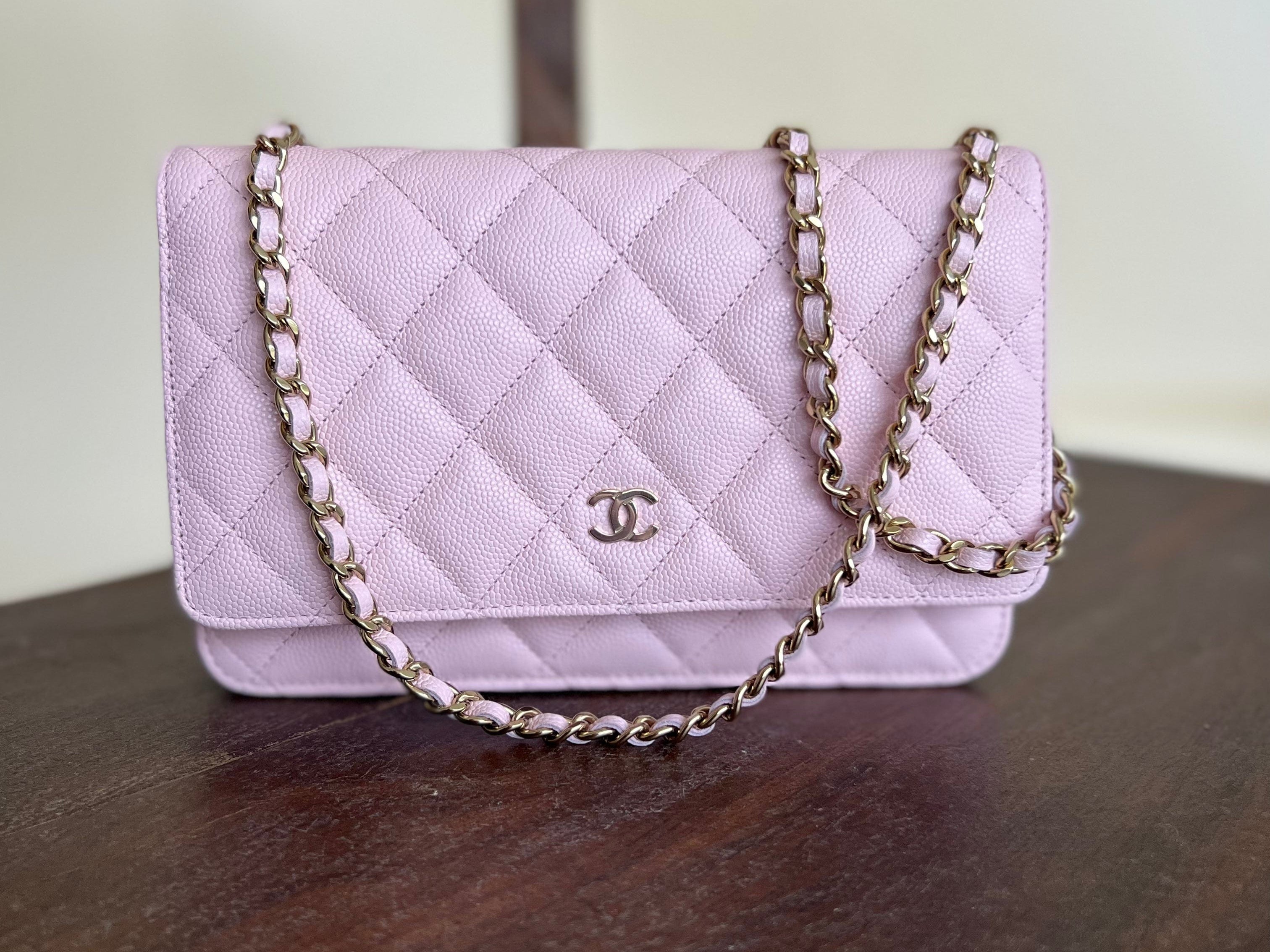 CHANEL Handbag 22S LIGHT PINK CAVIAR QUILTED WALLET ON CHAIN GHW (WOC) -Knockoff
