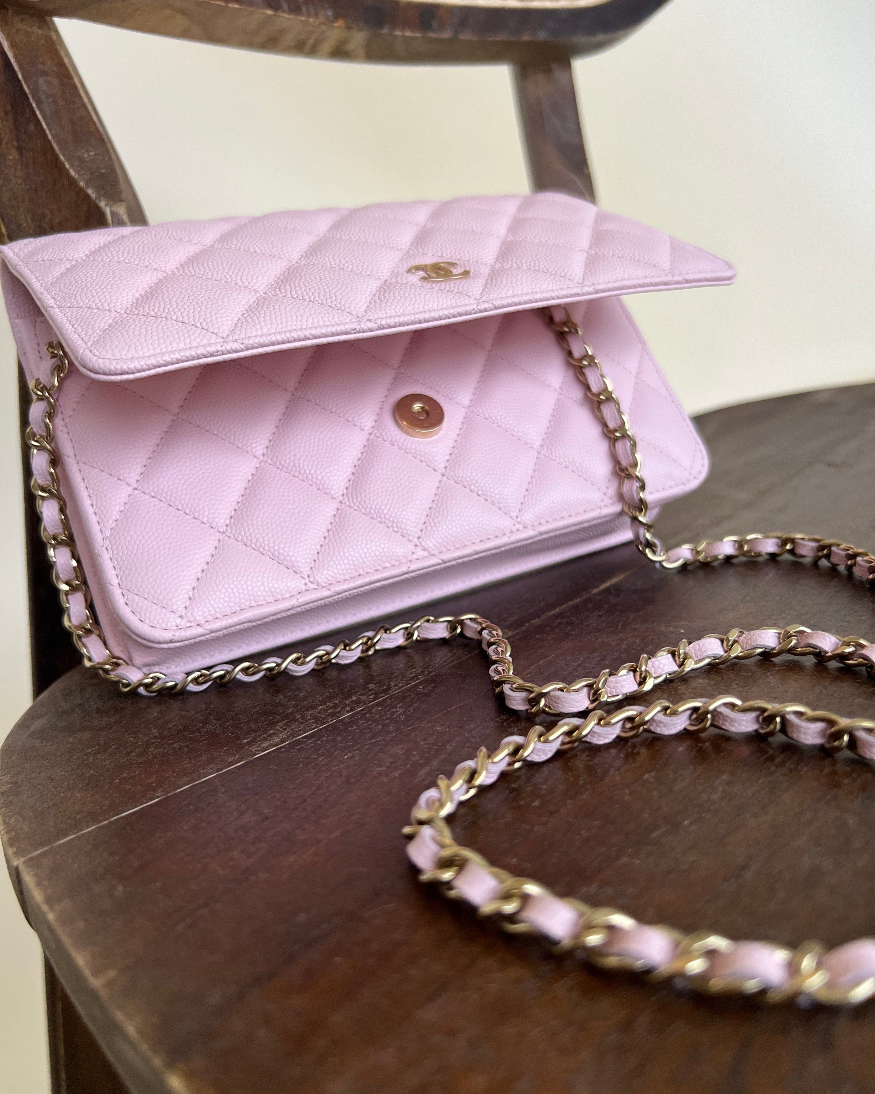 CHANEL Handbag 22S LIGHT PINK CAVIAR QUILTED WALLET ON CHAIN GHW (WOC) -Knockoff
