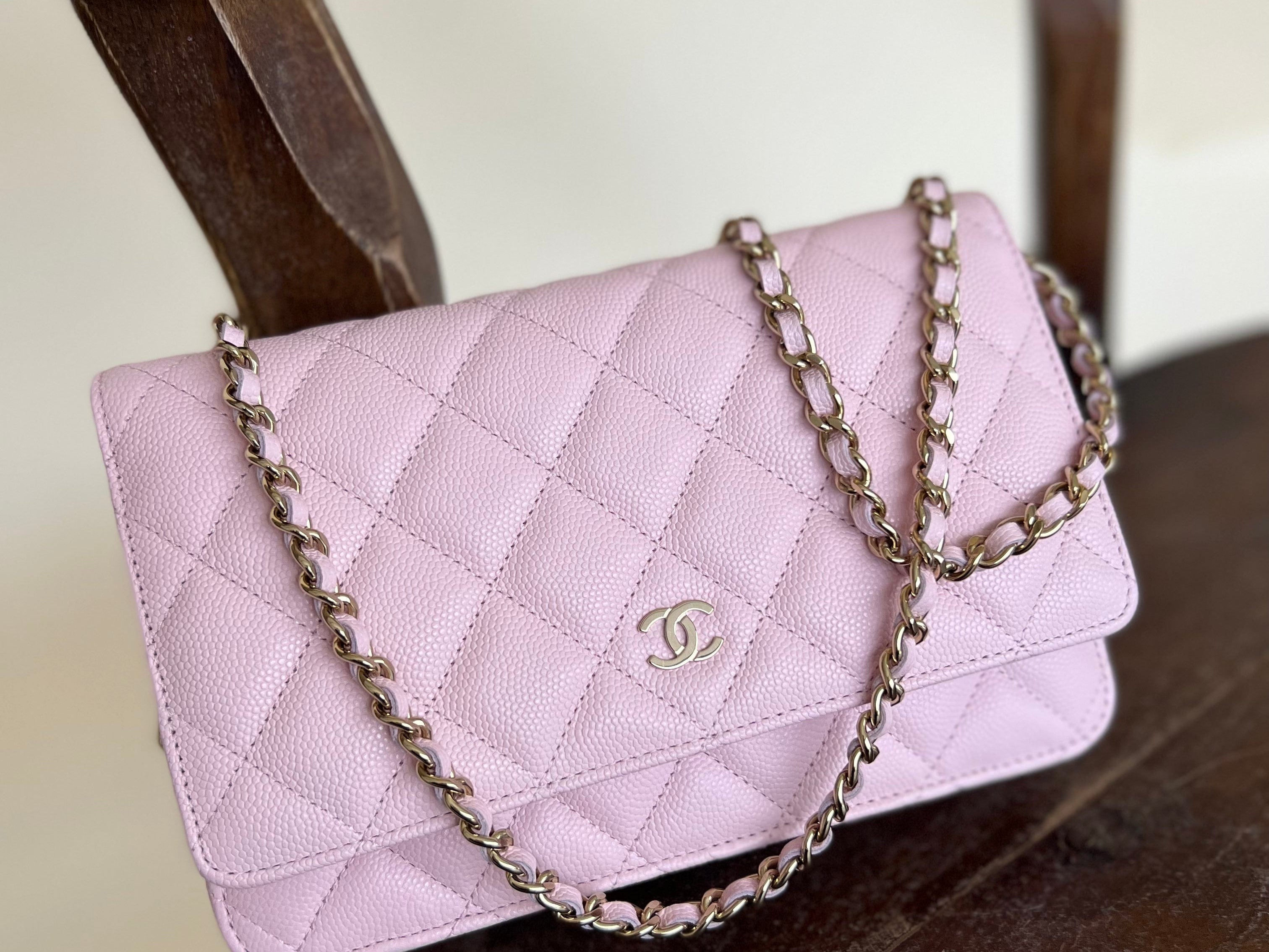 CHANEL Handbag 22S LIGHT PINK CAVIAR QUILTED WALLET ON CHAIN GHW (WOC) -Knockoff
