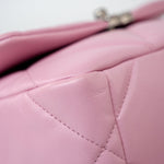 CHANEL Handbag 22S Pink Lambskin Quilted 19 Small Reverse Mixed Hardware -Knockoff
