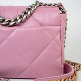 CHANEL Handbag 22S Pink Lambskin Quilted 19 Small Reverse Mixed Hardware -Knockoff
