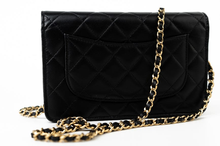 CHANEL Handbag 23C Black Lambskin Quilted Cruise Heart Wallet on Chain (WOC) LGHW -Knockoff
