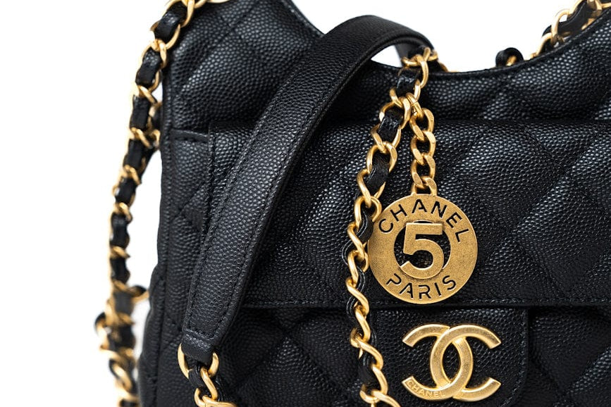 CHANEL Handbag 23P Black Caviar Quilted Hobo Bag Small Antique Gold Hardware -Knockoff
