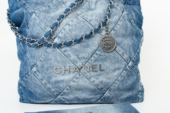 CHANEL Handbag 23P Denim Quilted 22 Small Drawstring Bag -Knockoff
