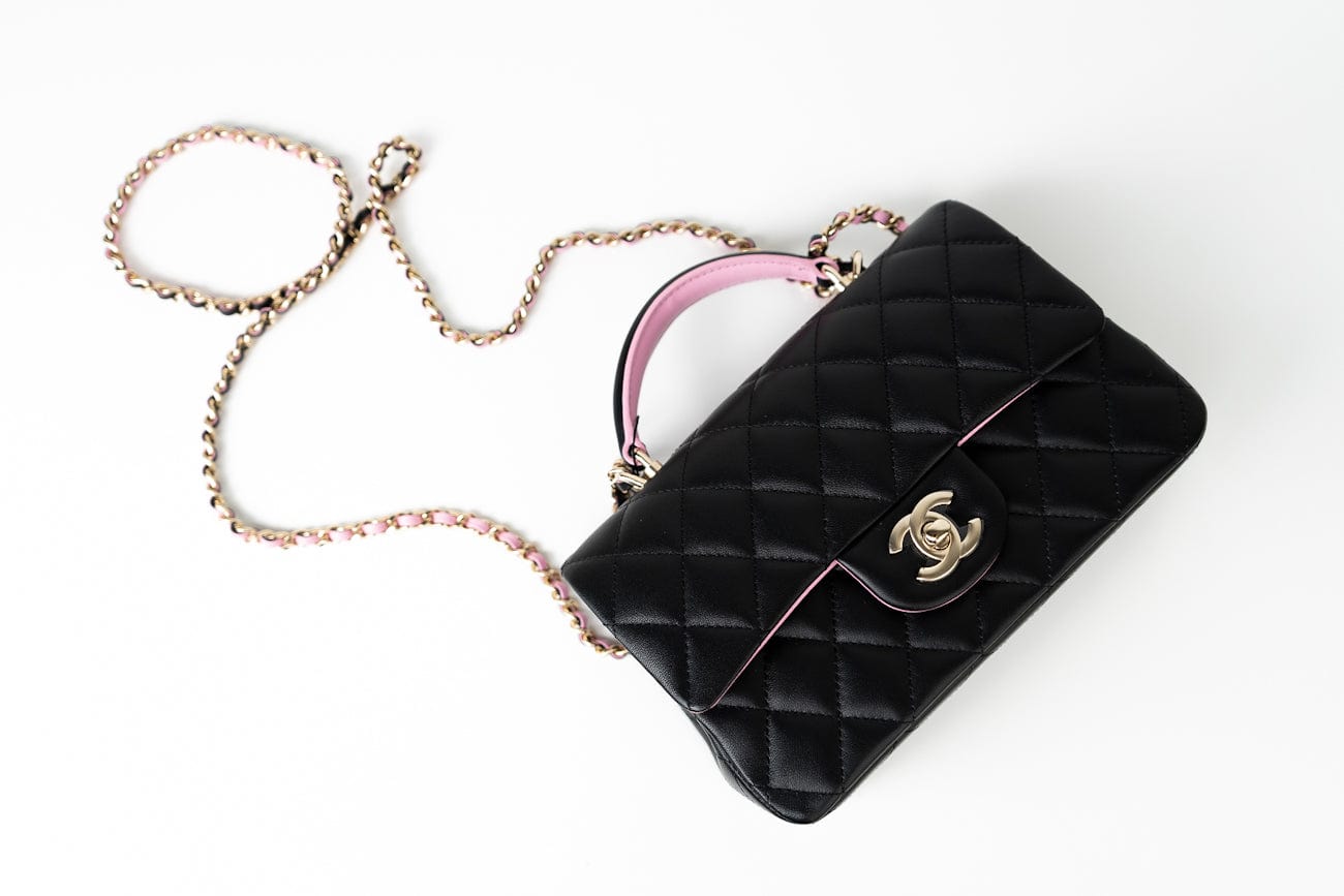 CHANEL Handbag 23P Mini Top Handle Black/Pink Lambskin Quilted w/ Light Gold Hardware -Knockoff
