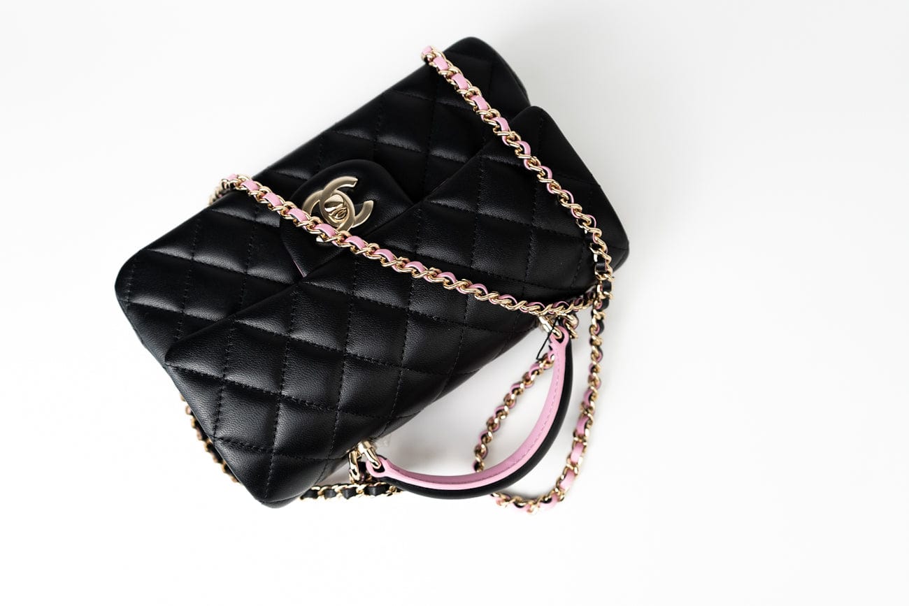 CHANEL Handbag 23P Mini Top Handle Black/Pink Lambskin Quilted w/ Light Gold Hardware -Knockoff
