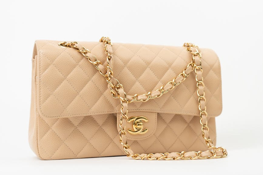 CHANEL Handbag Beige Clair Caviar Quilted Classic Double Flap Medium Gold Hardware -Knockoff
