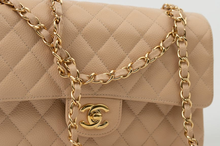 CHANEL Handbag Beige Clair Caviar Quilted Classic Double Flap Medium Gold Hardware -Knockoff
