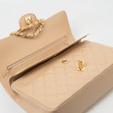 CHANEL Handbag Beige Clair Caviar Quilted Classic Double Flap Medium Gold Hardware -Knockoff
