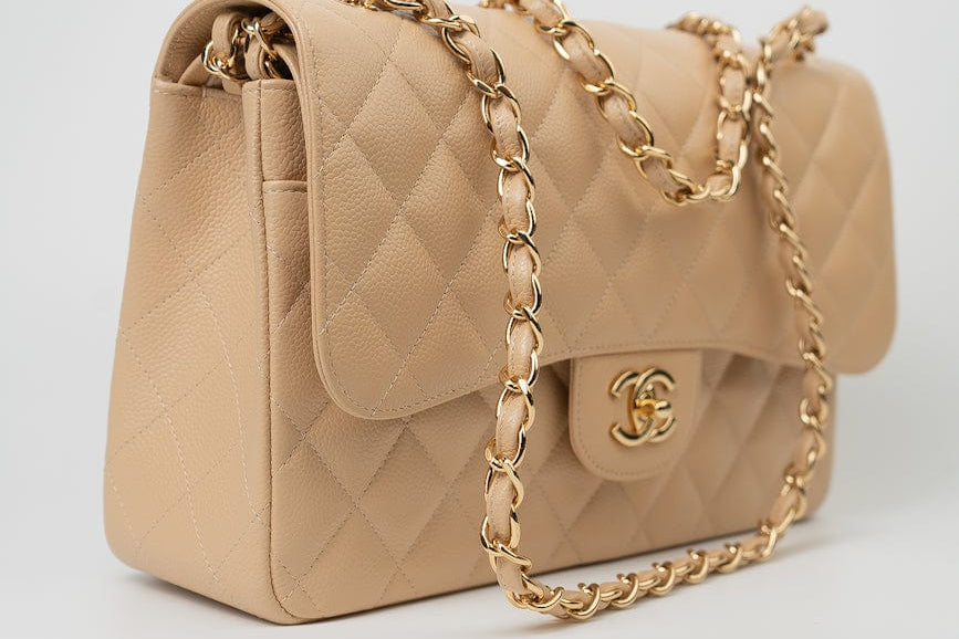 CHANEL Handbag Beige Clair Caviar Quilted Classic Flap Jumbo GHW -Knockoff
