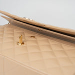 CHANEL Handbag Beige Clair Caviar Quilted Classic Flap Jumbo GHW -Knockoff
