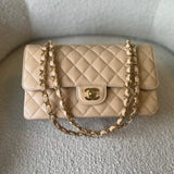 CHANEL Handbag Beige Clair Caviar Quilted Classic Flap Medium GHW -Knockoff
