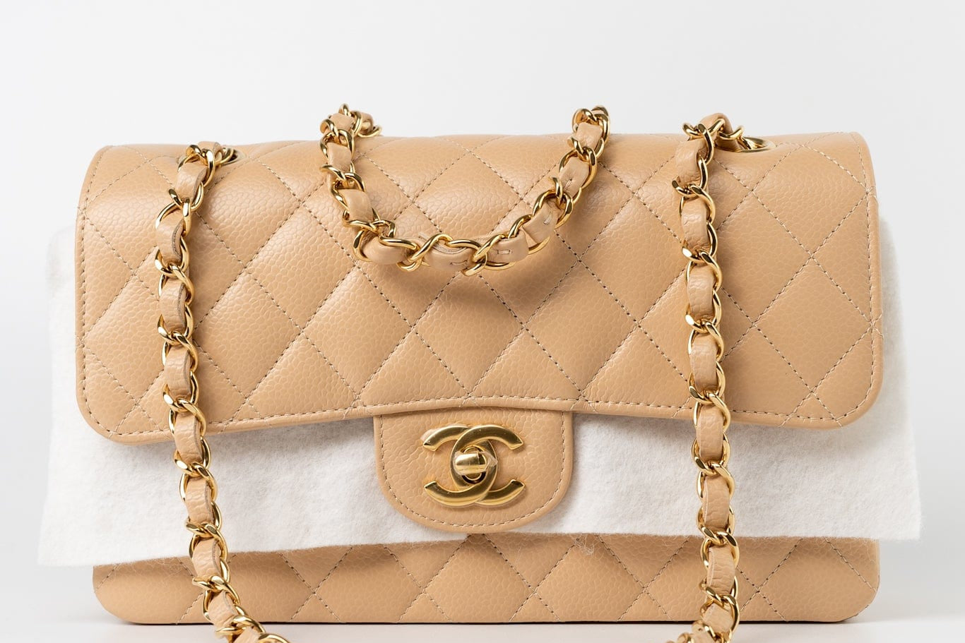 CHANEL Handbag Beige Clair Caviar Quilted Classic Flap Small Gold Hardware -Knockoff
