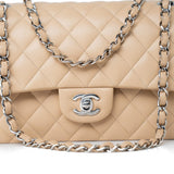 CHANEL Handbag Beige Clair Lambskin Quilted Classic Flap Medium Silver Hardware -Knockoff
