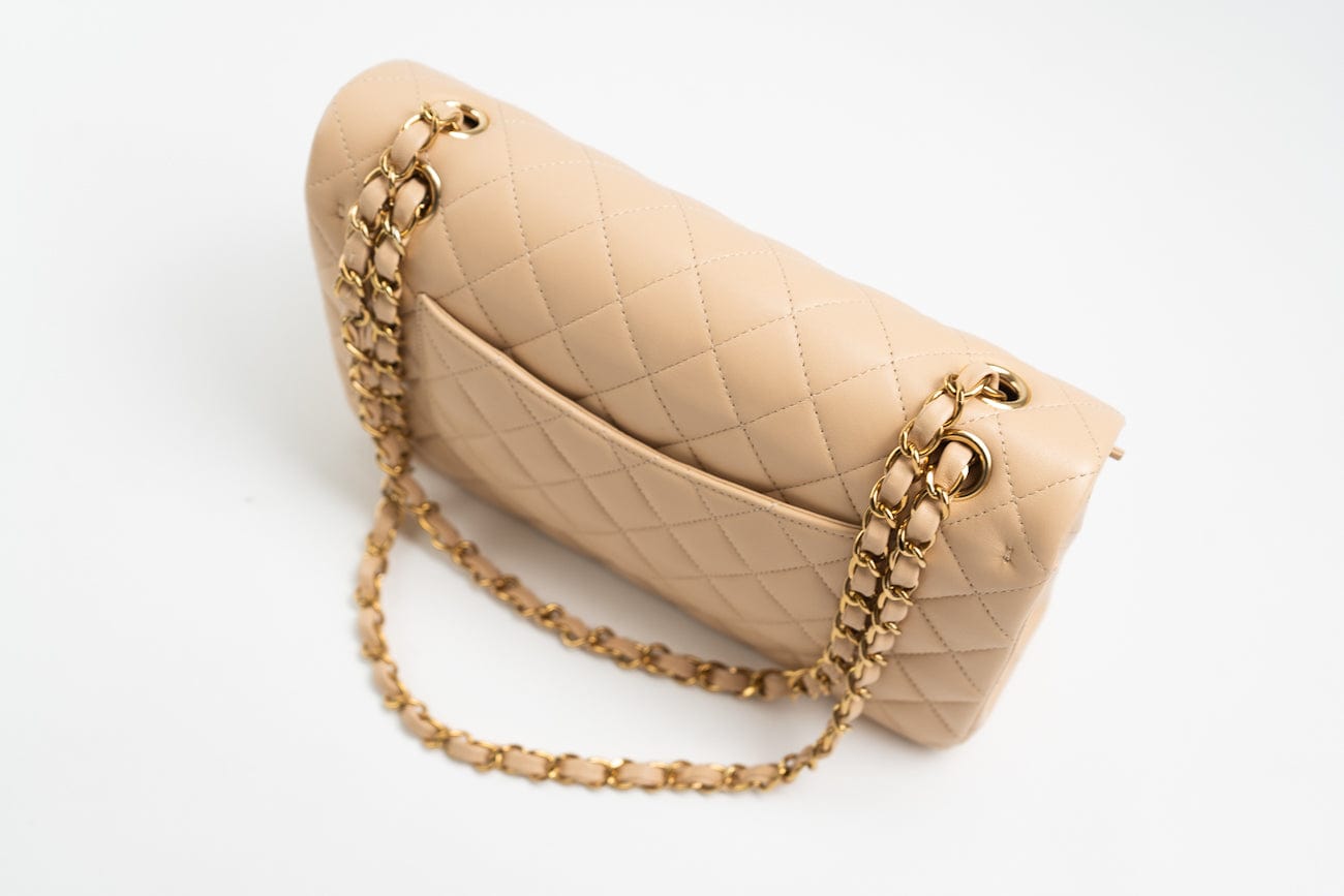 CHANEL Handbag Beige Lambskin Quilted Classic Flap Medium GHW -Knockoff
