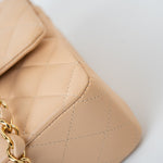 CHANEL Handbag Beige Lambskin Quilted Classic Flap Medium GHW -Knockoff
