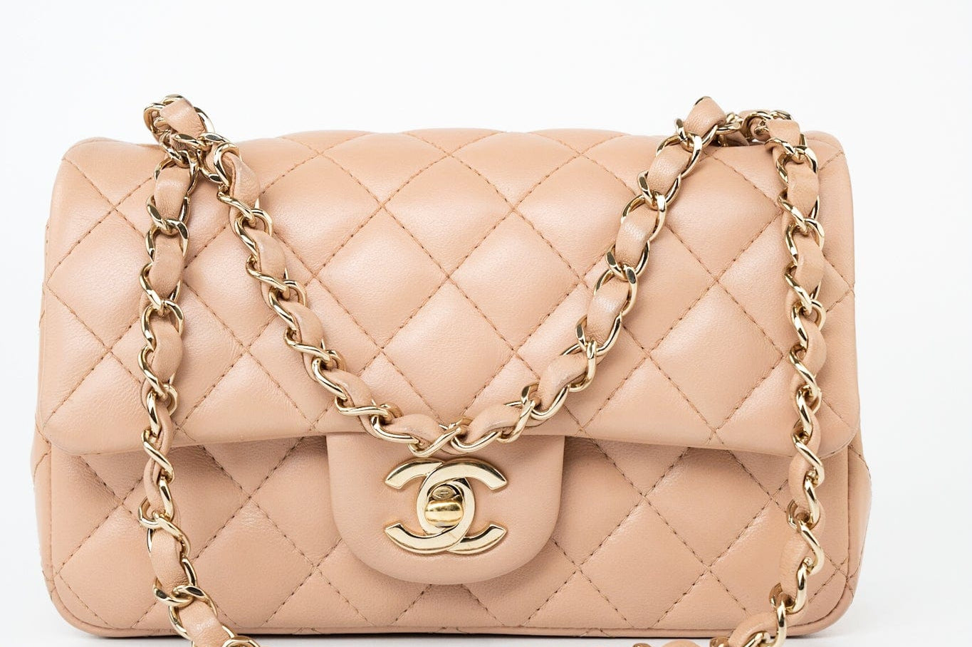 CHANEL Handbag Beige Lambskin Quilted Mini Rectangular Flap Light Gold Hardware -Knockoff
