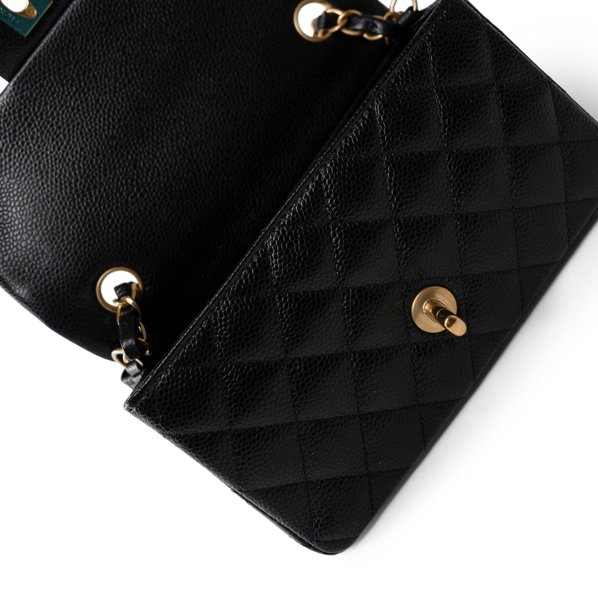 CHANEL Handbag Black 15B Black Caviar Quilted Mini Rectangular Flap Aged Gold Hardware -Knockoff
