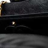 CHANEL Handbag Black 18B Metallic Black Crumpled Calfskin Chevron Classic Flap Medium Aged Gold Hardware -Knockoff
