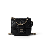 CHANEL Handbag Black 22C Mini Vanity Caviar Quilted Black (micro size) -Knockoff
