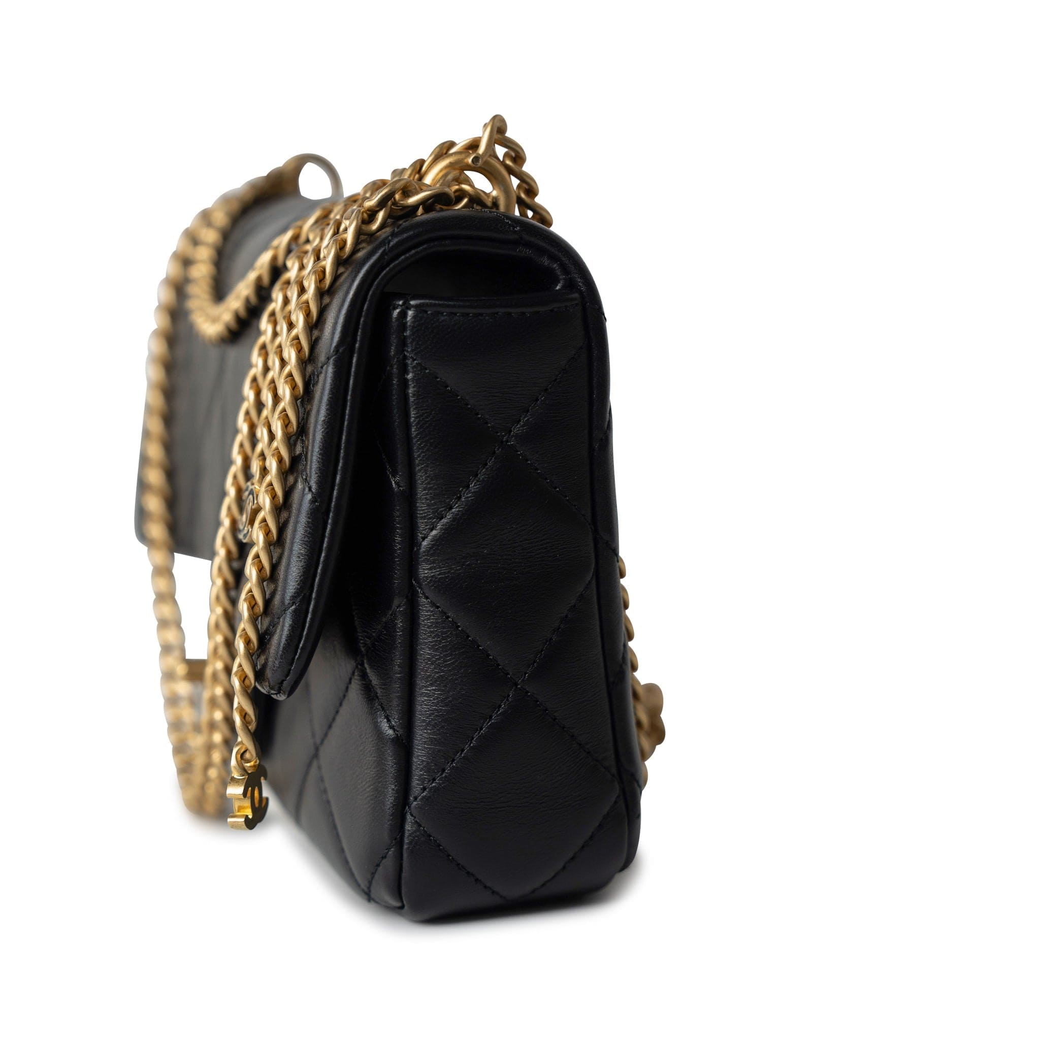 CHANEL Handbag Black 22P Enamel Quilted Pending CC Small Square Flap Black Lambskin -Knockoff
