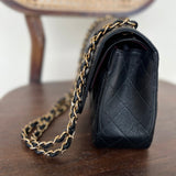 CHANEL Handbag Black Black Caviar Quilted Jumbo Classic Flap Gold Hardware -Knockoff
