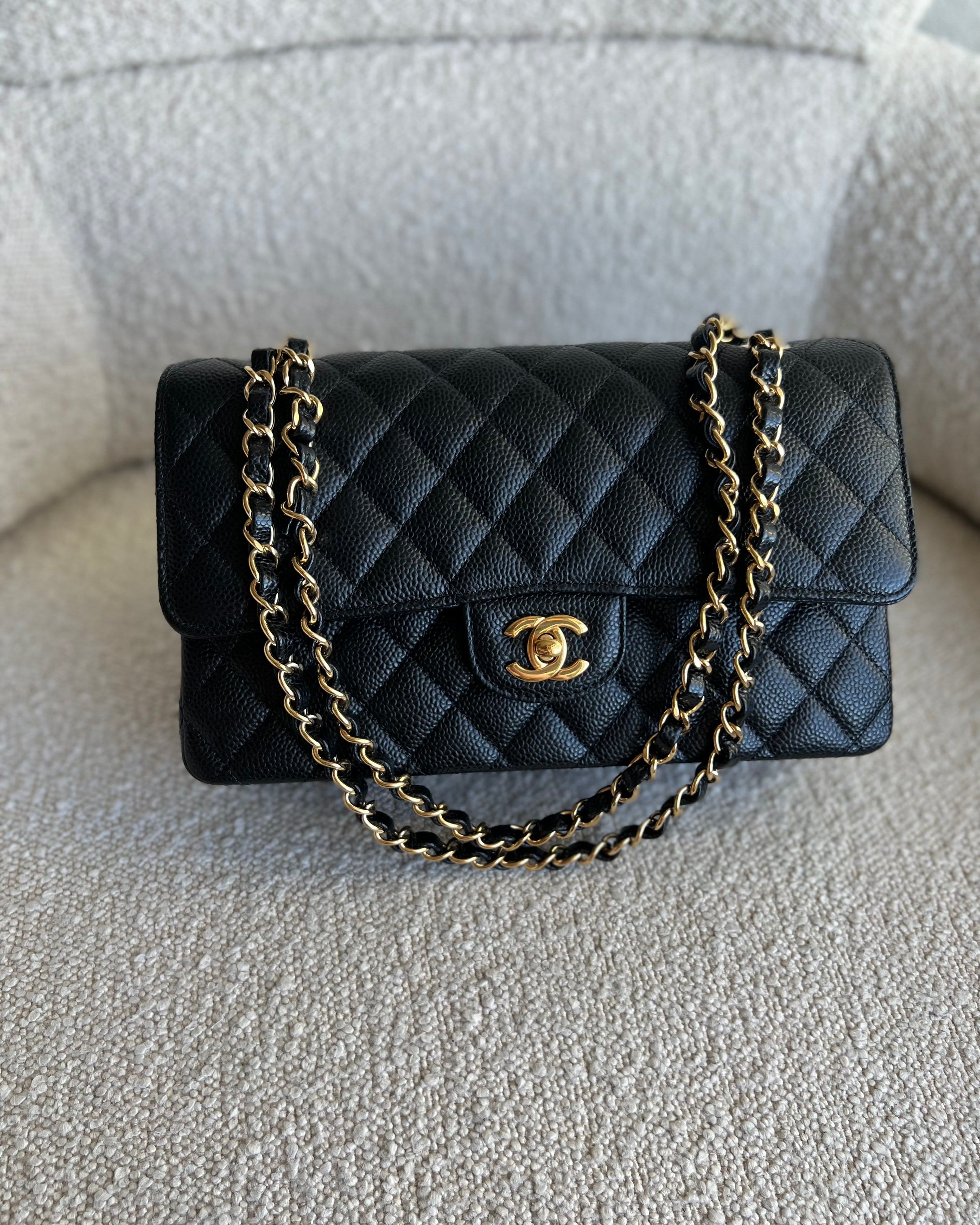 CHANEL Handbag Black Caviar Quilted Classic Flap Medium GHW -Knockoff
