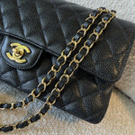 CHANEL Handbag Black Caviar Quilted Classic Flap Medium LGHW -Knockoff
