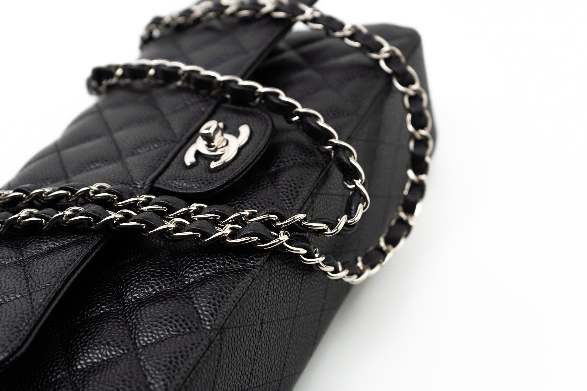 CHANEL Handbag Black Caviar Quilted Classic Flap Medium Silver Hardware -Knockoff
