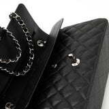 CHANEL Handbag Black Caviar Quilted Classic Flap Medium Silver Hardware -Knockoff
