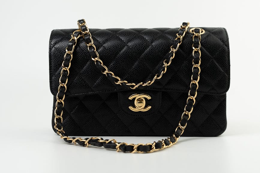 CHANEL Handbag Black Caviar Quilted Classic Flap Small Gold Hardware -Knockoff
