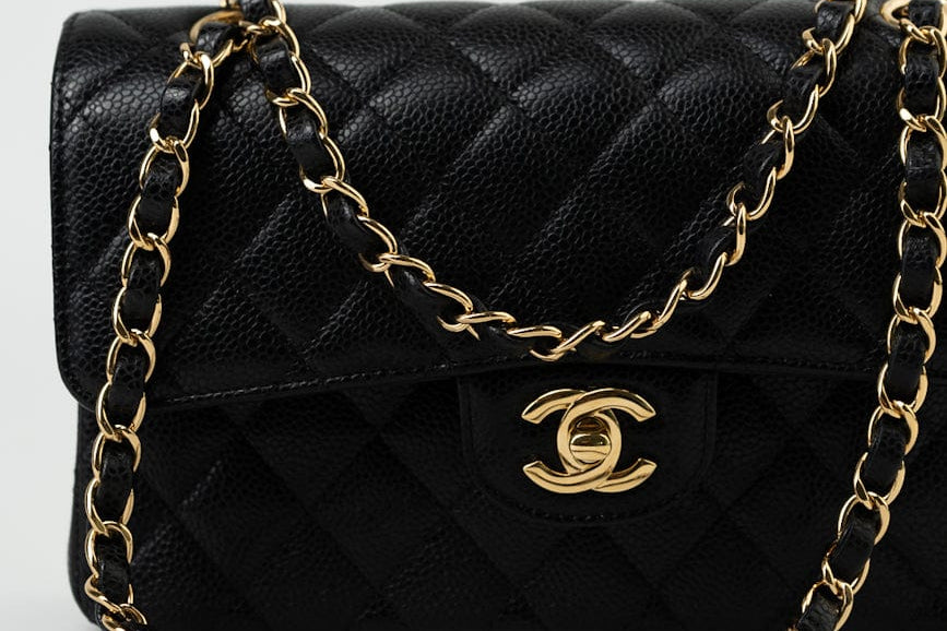 CHANEL Handbag Black Caviar Quilted Classic Flap Small Gold Hardware -Knockoff
