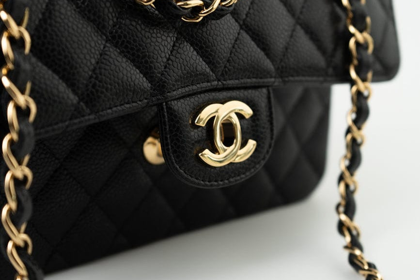 CHANEL Handbag Black Caviar Quilted Classic Flap Small Gold Hardware -Knockoff
