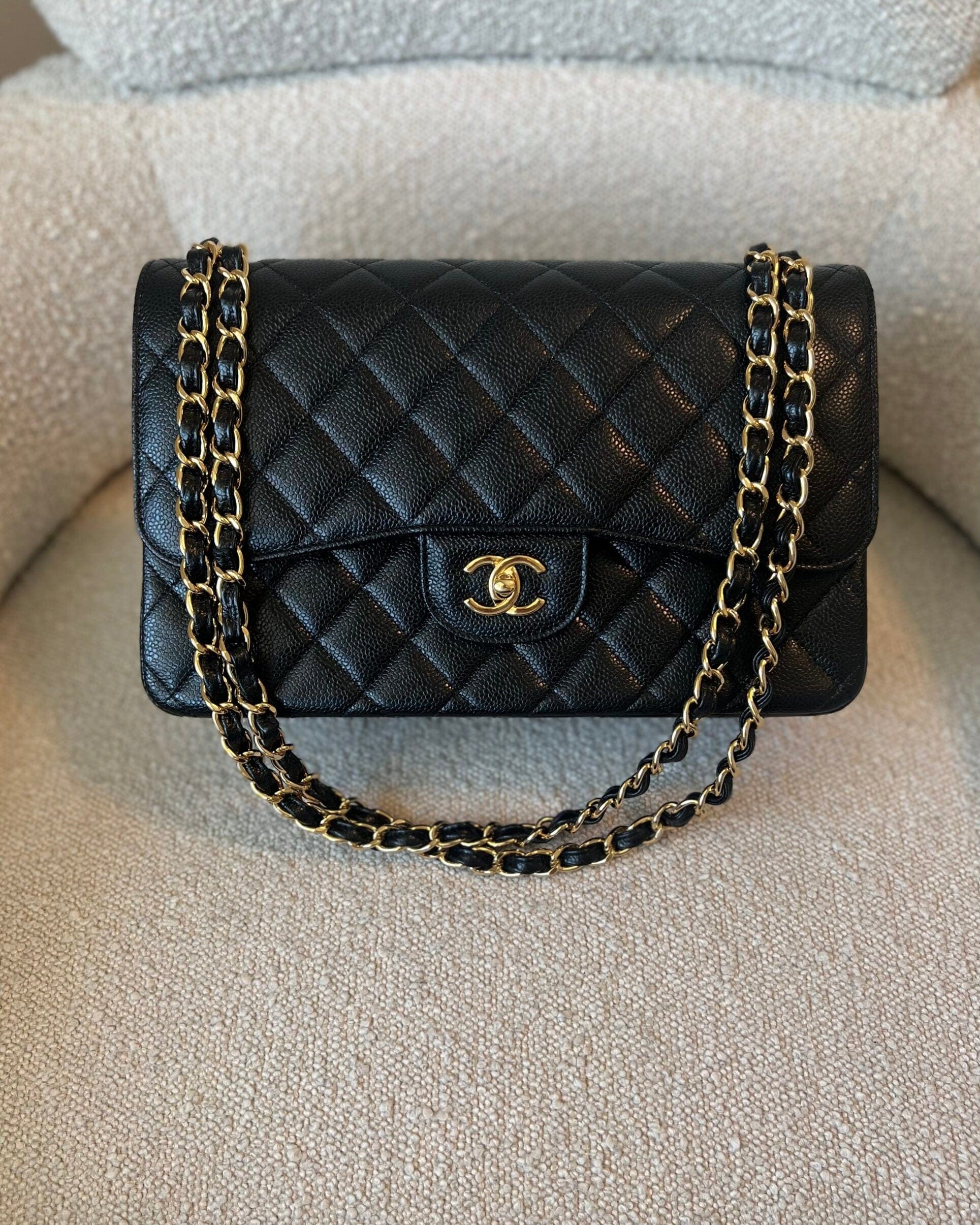 CHANEL Handbag Black Chanel Black Caviar Quilted Jumbo Classic Flap GHW -Knockoff
