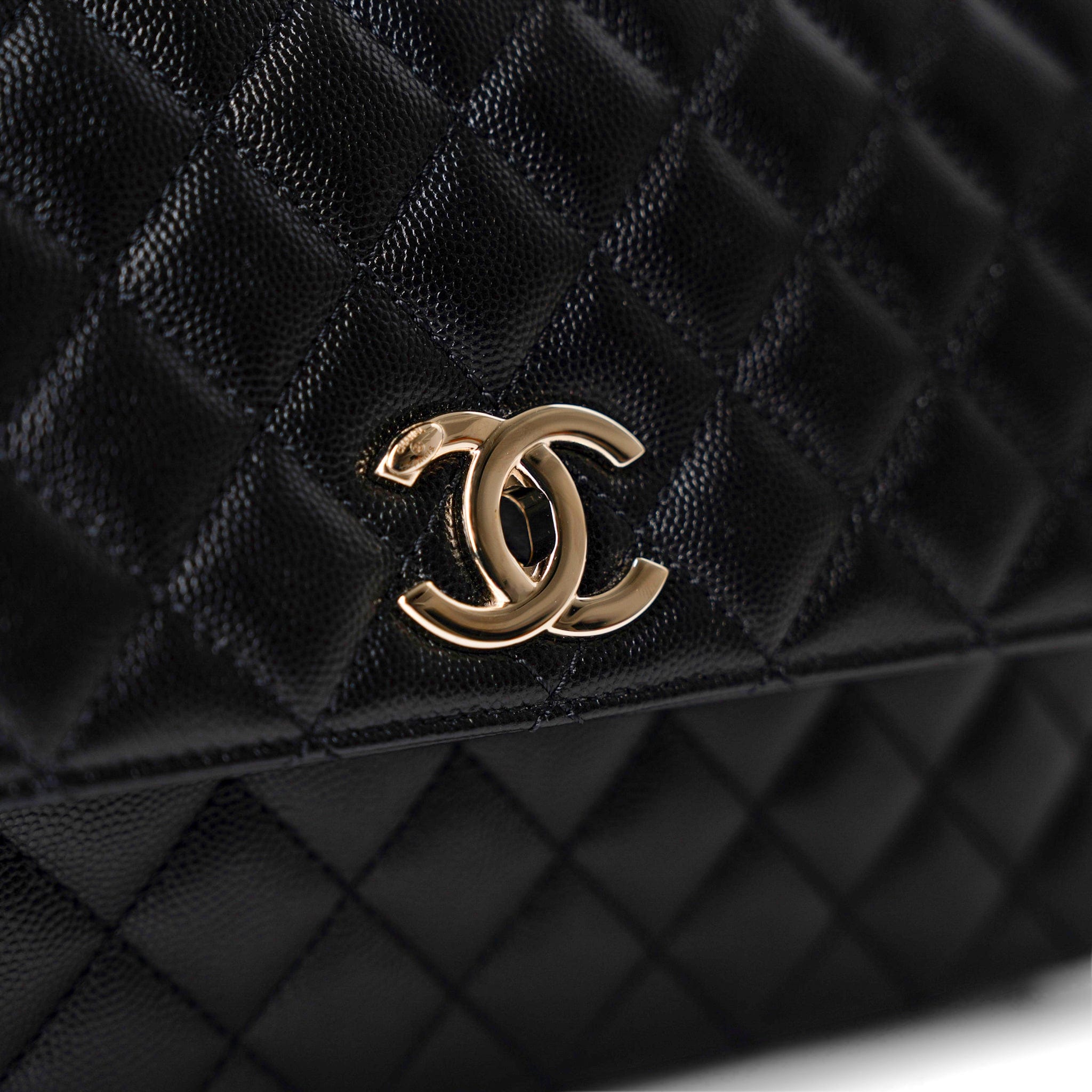 CHANEL Handbag Black / Coco Handle Black Caviar Quilted Coco Handle Medium Light Gold Hardware -Knockoff
