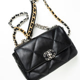 CHANEL Handbag Black Lambskin Quilted 19 Flap Small -Knockoff
