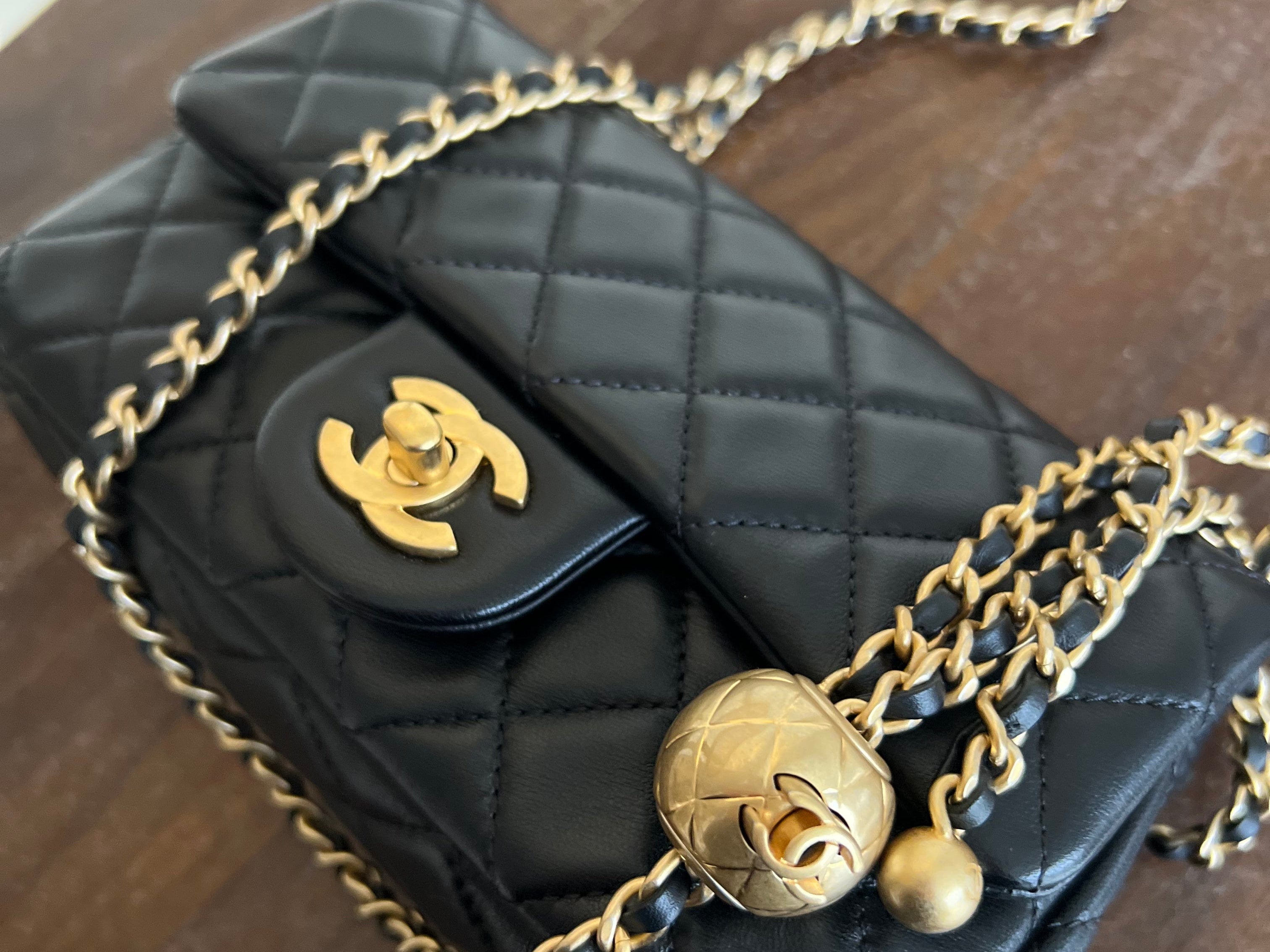 CHANEL Handbag Black Lambskin Quilted Mini Rectangular CC Pearl Crush Single Flap AGHW -Knockoff
