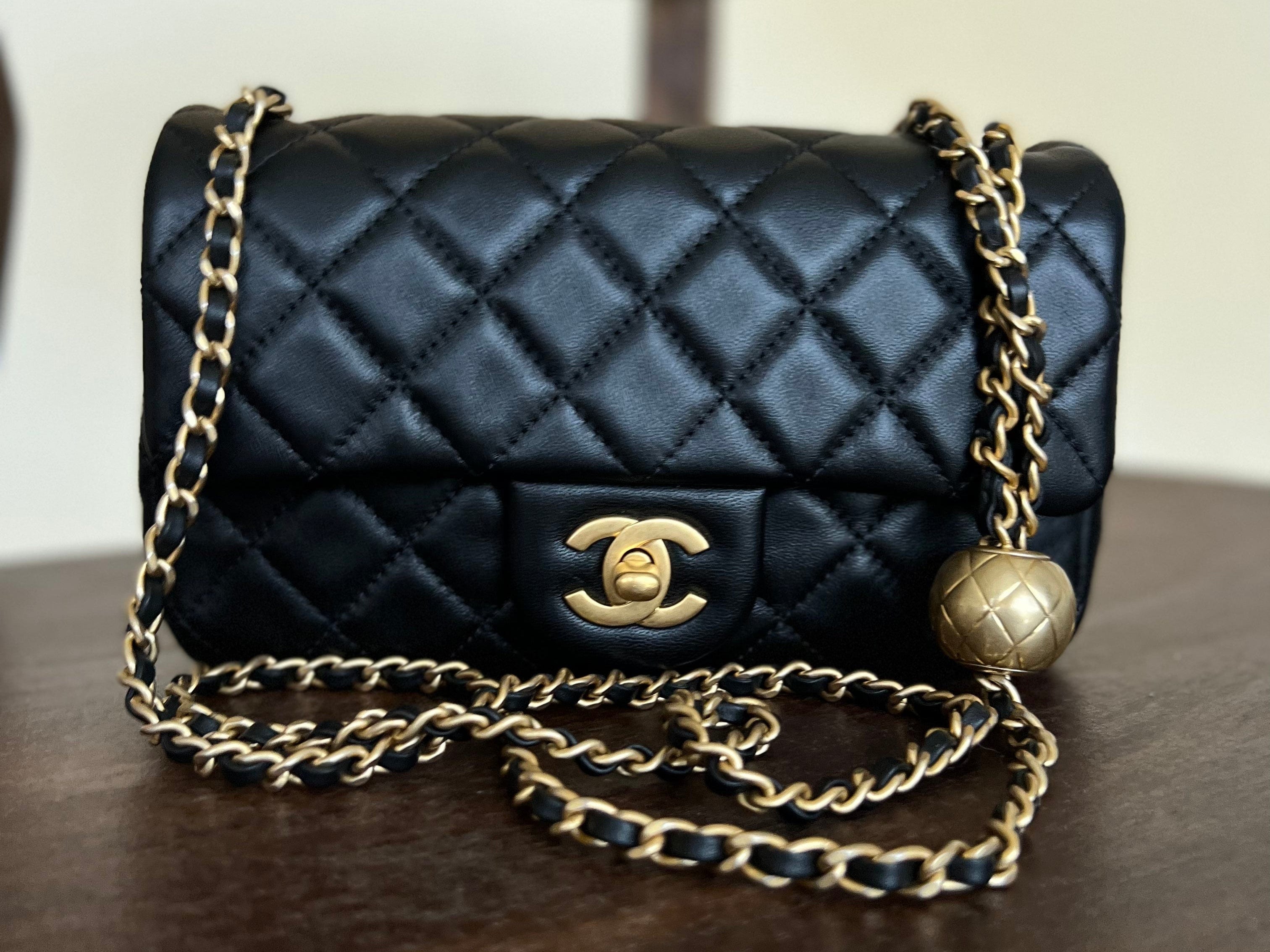 CHANEL Handbag Black Lambskin Quilted Mini Rectangular CC Pearl Crush Single Flap AGHW -Knockoff
