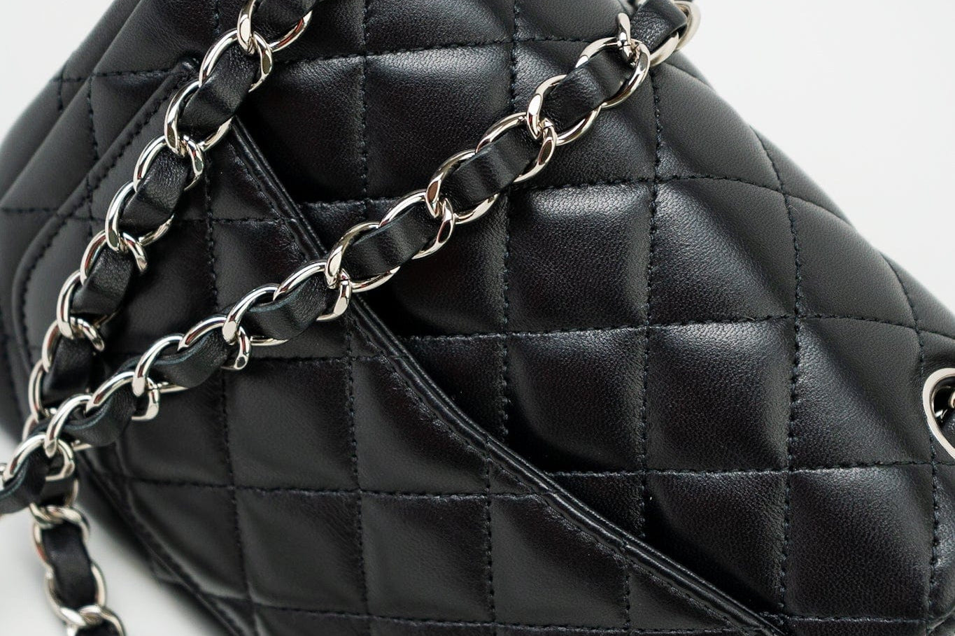 CHANEL Handbag Black Mini Square Lambskin Quilted Flap Silver Hardware -Knockoff
