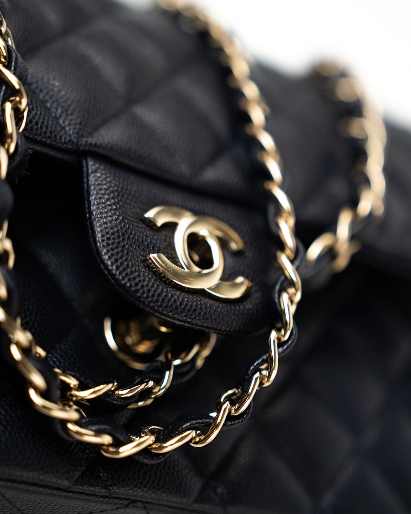 CHANEL Handbag Black Navy Caviar Quilted Classic Flap Medium Light Gold Hardware -Knockoff
