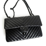 CHANEL Handbag Black So Black Lambskin Chevron Medium Classic Flap -Knockoff
