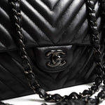 CHANEL Handbag Black So Black Lambskin Chevron Medium Classic Flap -Knockoff
