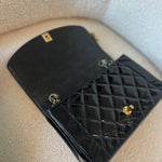 CHANEL Handbag Black Vintage Black Patent Quilted Diana Flap Medium GHW -Knockoff
