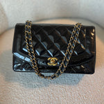 CHANEL Handbag Black Vintage Black Patent Quilted Diana Flap Medium GHW -Knockoff
