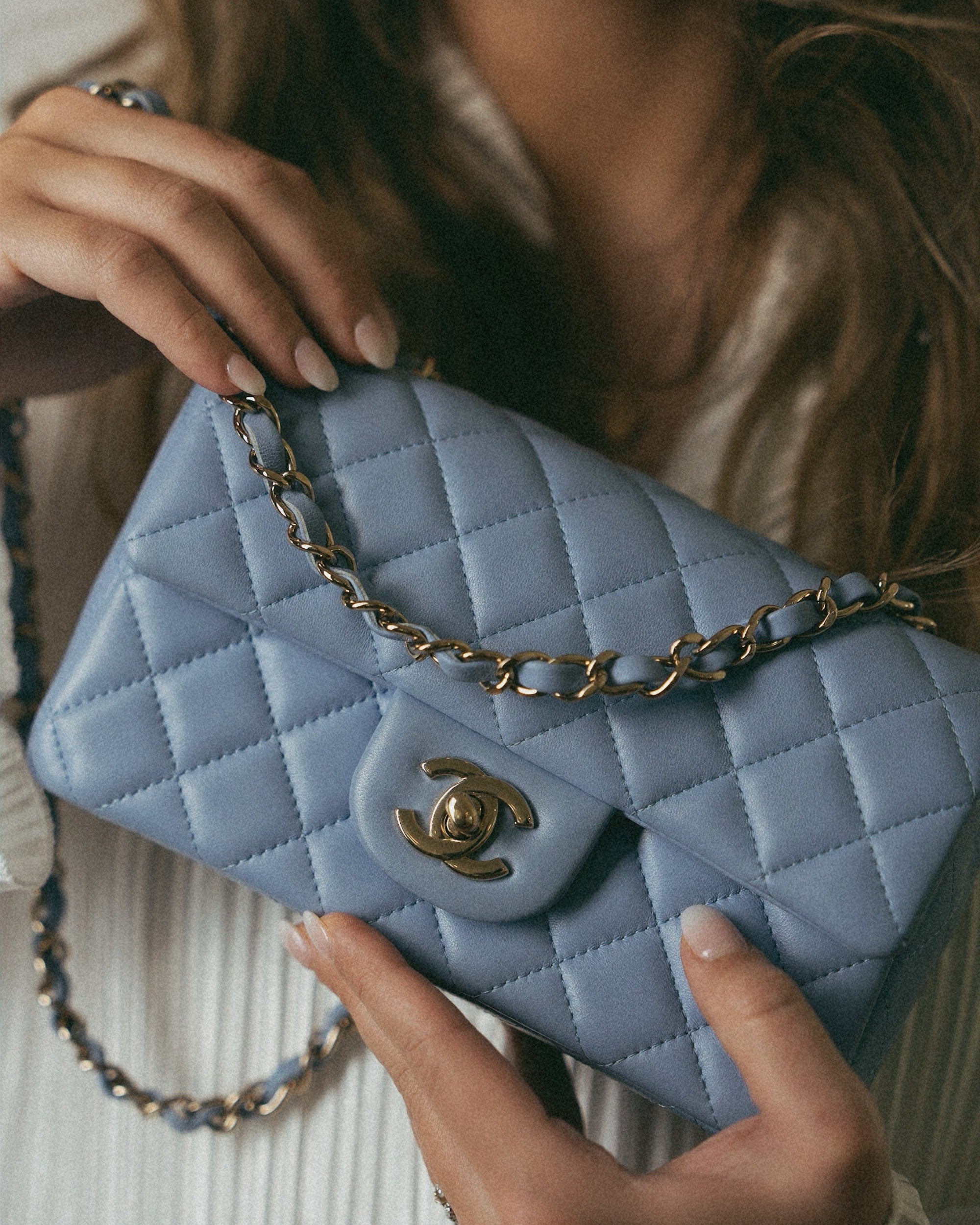 CHANEL Handbag Blue 21C Sky Blue Lambskin Quilted Mini Rectangular Flap Light Gold Hardware -Knockoff
