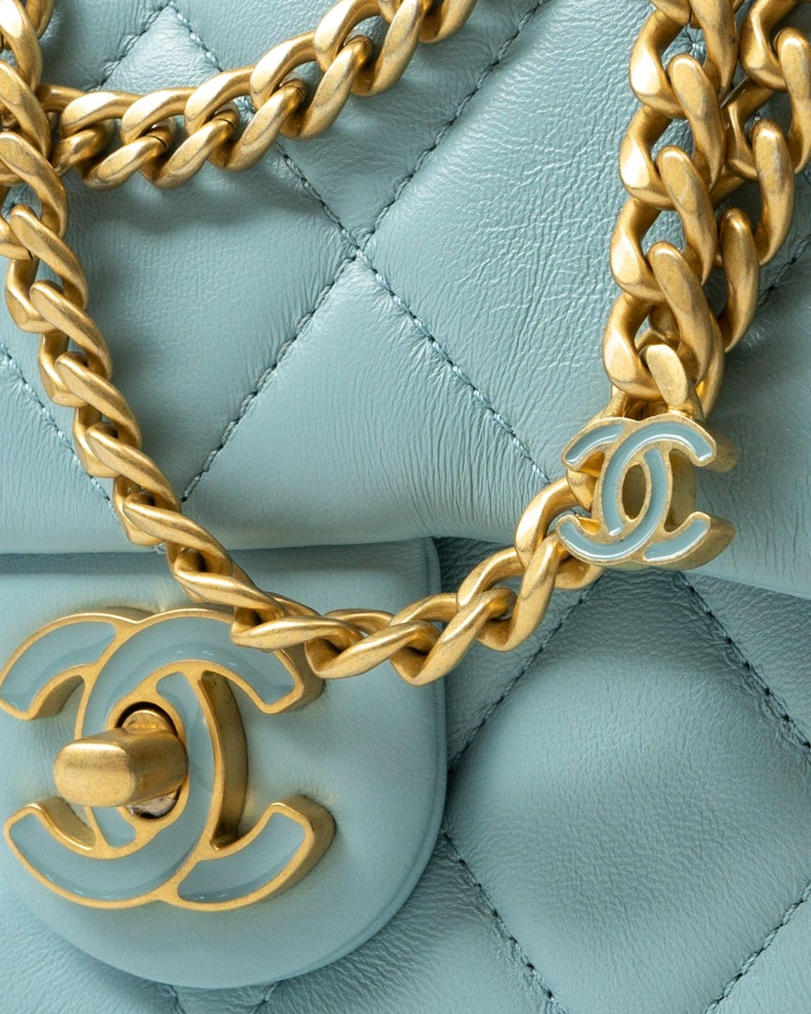 CHANEL Handbag Blue 22P Light Blue Mini Square Enamel Lambskin pending CC  AGHW -Knockoff
