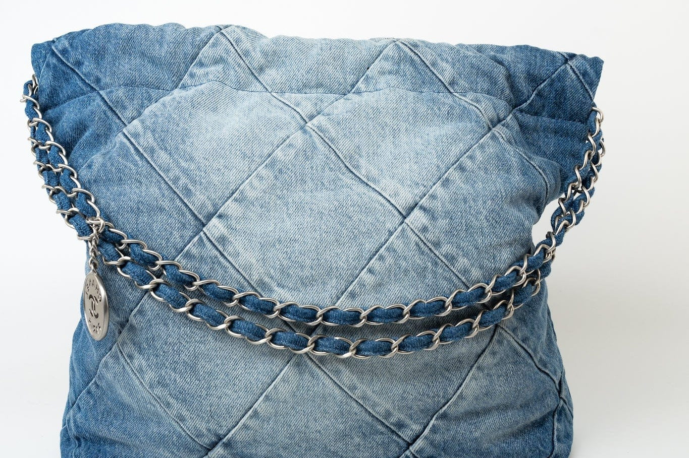 CHANEL Handbag Blue 23P Denim Quilted 22 Small Drawstring Bag -Knockoff
