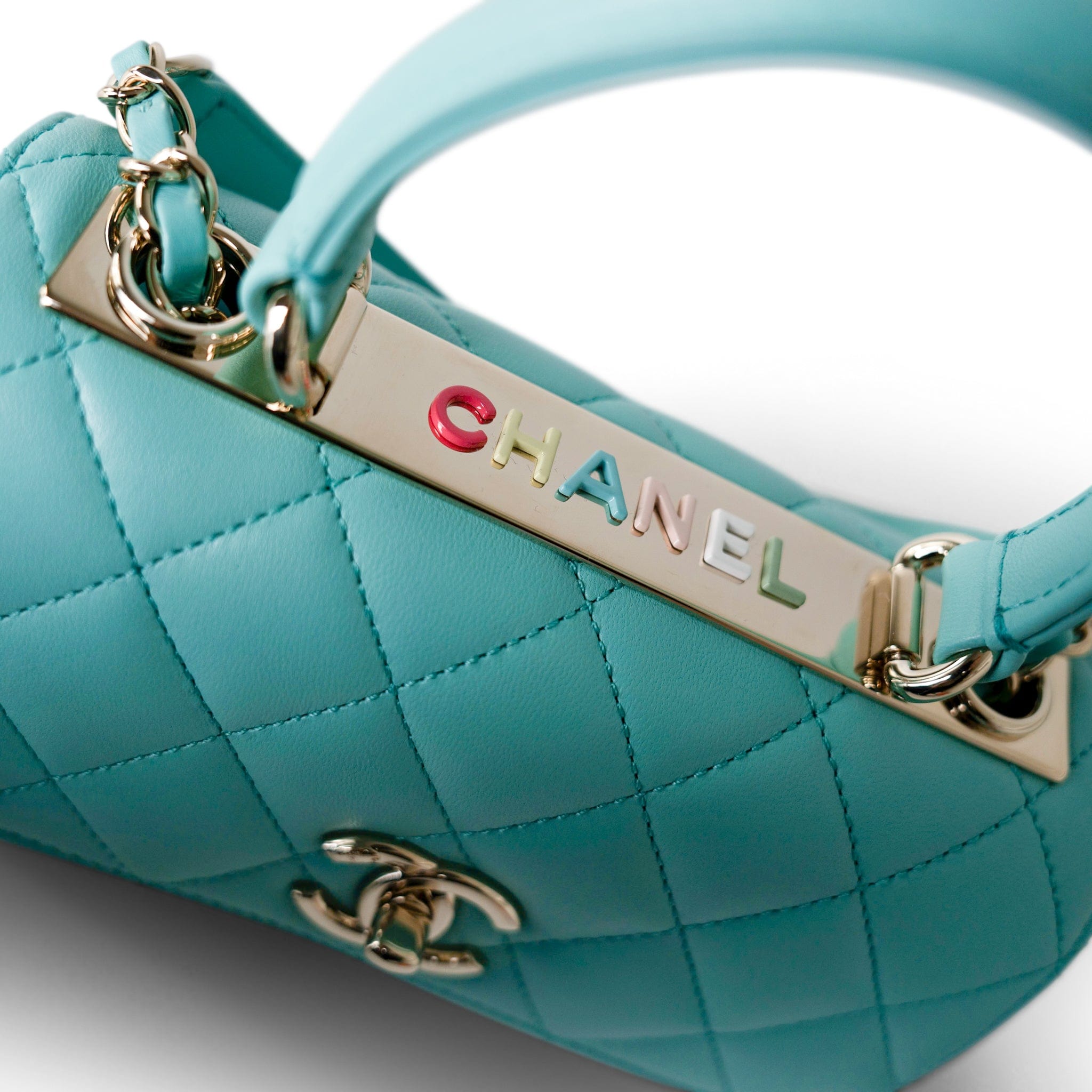 CHANEL Handbag Blue 24C Tiffany Blue Lambskin Quilted Mini Trendy CC Light Gold Hardware -Knockoff
